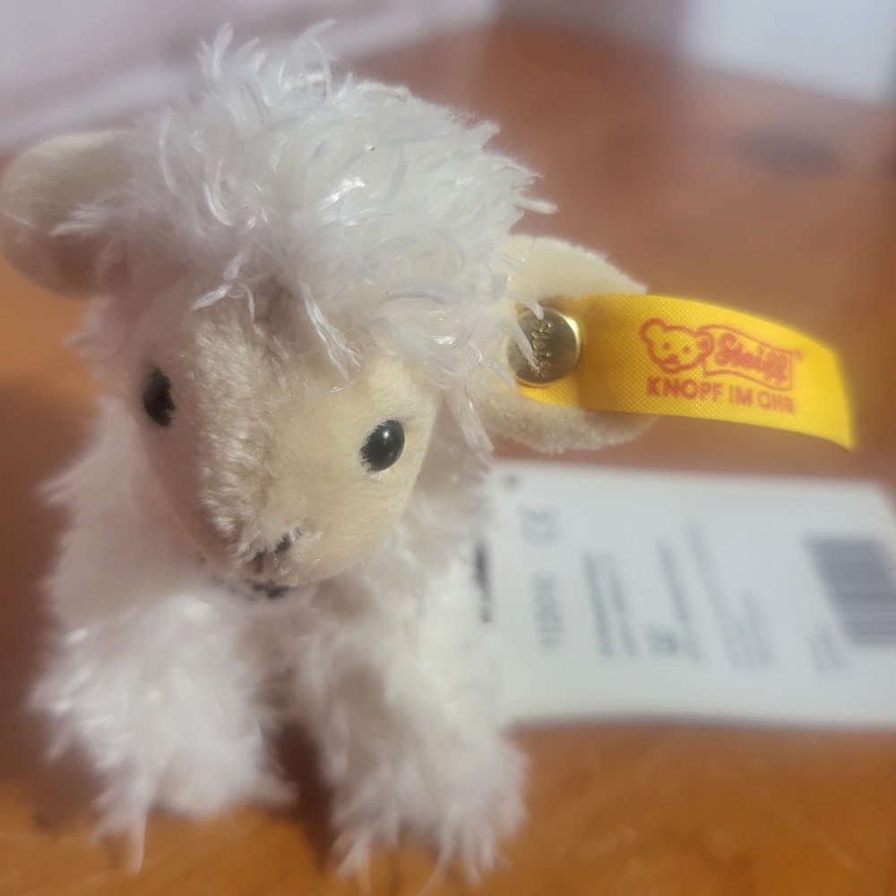 NEW Steiff 112010 Lamb Keychain Plush 10cm White Button In Ear NWT ~Retired Rare