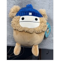 Squishmallows Benny the Bigfoot Blue Beanie Winter Plush 8 Inch S7 #433-5 NWT