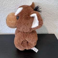 The Petting Zoo Clydesdale Horse Snap On Plush. Busch Gardens NWOT