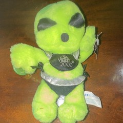 Nanco Vintage Year 2000 Alien Plush Stuffed Animal Small Green w/ Tags 1998