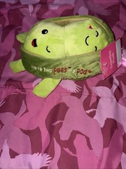 Plushy Two Peas In a Pod Veggie 7”NWT