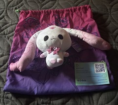 NWT And Makeship Bag Thumpah Plushie By Sakurah Makeship Plush LE of 297