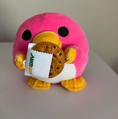 Zuru Snackles WHITNEY the Pink Platypus Plush w/Subway Cookie 6” Series 2, SOFT