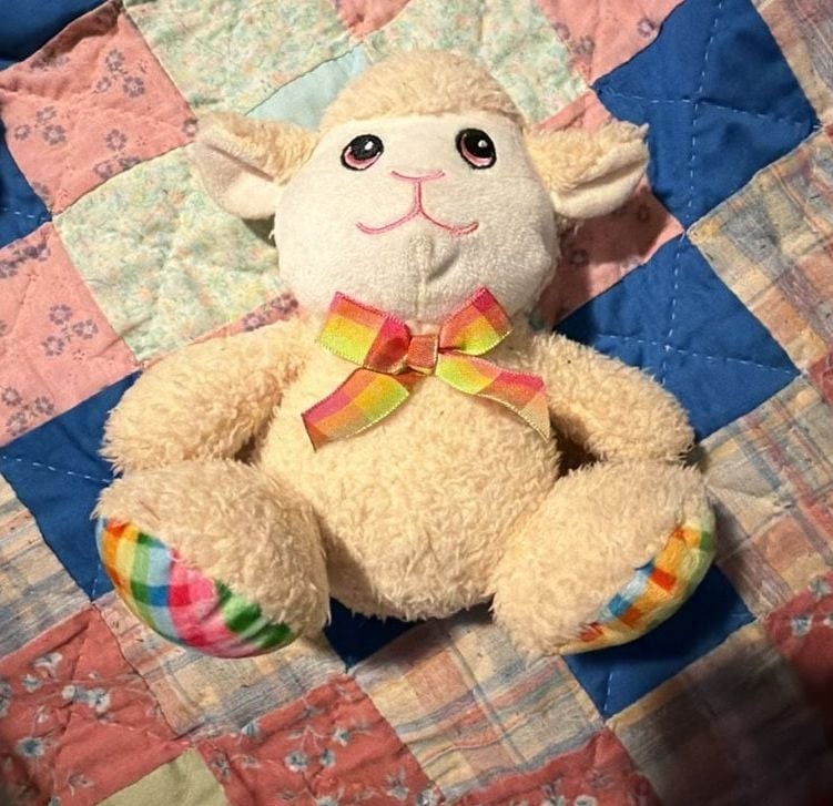 Hug & Luv Easter Lamb Sheep Plush Stuffed Toy with Rainbow Plaid Bow and Feet