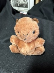 Vintage R. Dakin 1978 Squirrel Plush Toy – 4.5″ Tall – Brown – Nutshell Filling