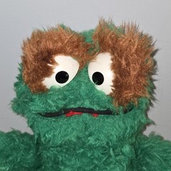 Vtg 1970s Oscar the Grouch Plush Sesame Street Knickerbocker Muppet 10″ Toy