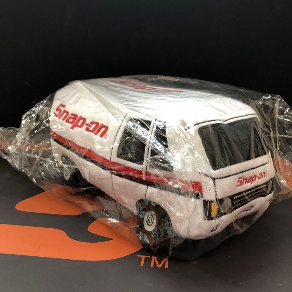 Snap-on Car Van White Plush New