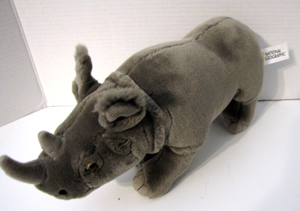National Geographic Plush Lelly Venturelli 15″