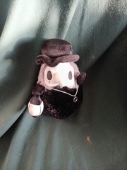 7” Doctor Plague Black Plush With Hat Lantern Ring Necklace