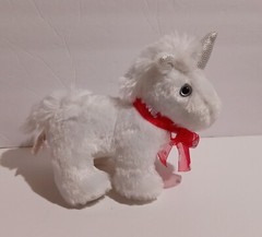 Dan Dee 8″ White & Silver Glitter Unicorn With Red Heart Ribbon Plush Animal Toy