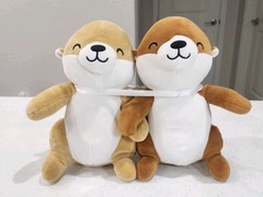Frankford Target Otter Date Night Plush Valentine’s Day Plush Holding Hands Toy