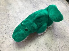 Vintage 1960’s SUPERIOR TOY AND NOVELTY Green Alligator Plush Carnival Prize