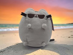 Pusheen Classic Cat Sunglasses Sitting Plush Grey 6-inch NWT