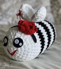 Crochet Bee Rose Red Moira Black White Striped Plush Plushie Squishy Stress Ball