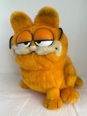 Vintage 1981 Dakin XL Garfield Sitting Fat Cat 10″ Stuffed Animal Plush
