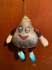 10″ Hershey’s Kiss Character Hanging Plush *Pre-Owned/Early 2000’s No Tags* i2