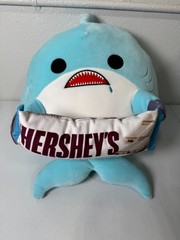 ZURU Snackles Series 2 Shark & Hershey (Cookies n’ Cream) 14″ Plush
