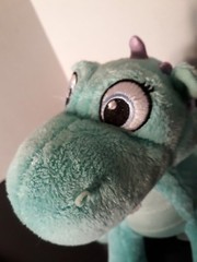 Walt Disney Sofia The First – Dragon Crackle Plush