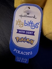 Hallmark itty bittys Pokémon Pikachu Mini Plush Doll w/ Light Yellow 2024