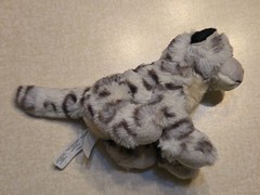 The Petting Zoo Plush 6″ Snow Leopard