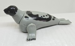 2001 K&M INT Grey seal toy 5″ Long – FREE TRACKED SHIPPING