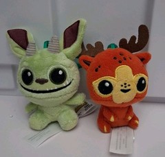 Funko Mini Plush Clips Wetmore Forest Keychain CHESTER McFRECKLE,Pickles Green