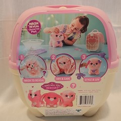 Moose Toys Scruff-a-Luvs Wash to Reveal Surprise Cat Plush Pink/White 2+