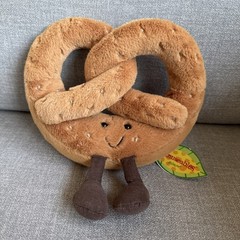 NWT Stuffed Toy Jellycat Amuseables Pretzel 7 Inch Plush