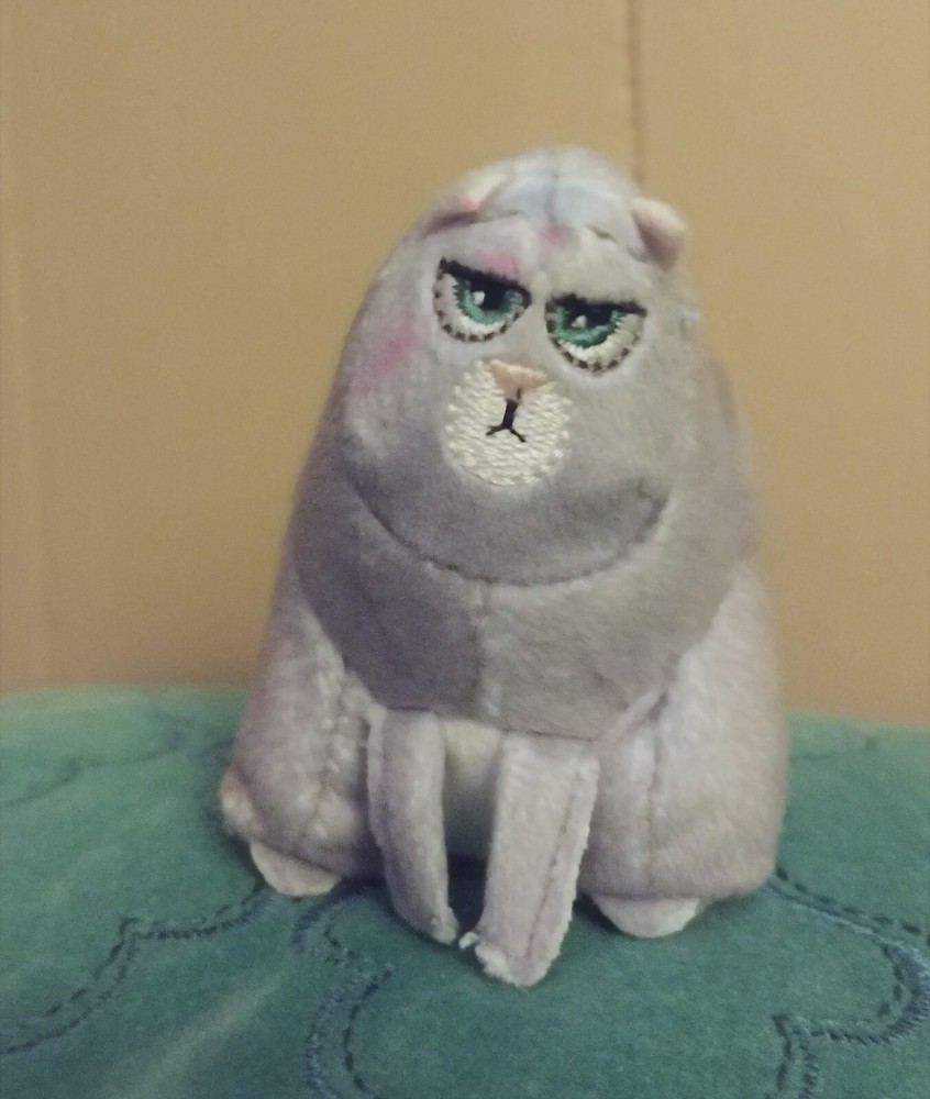 Cat Chloe Kitten Plush secret life of pets toy kid grumpy angry kitty mad putout