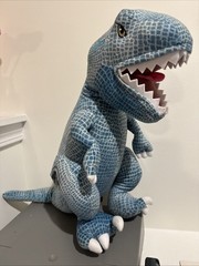 Universal Studios Jurassic World Blue 20″ T-Rex Velociraptor Plush Dinosaur