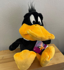 Looney Tunes Daffy Duck 8” Plush Stuffed Animal Toy Factory New with Tags