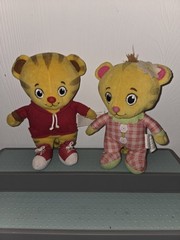 Daniel Tiger’s Neighborhood PBS Daniel & Baby Margaret Plush Set 7.5″