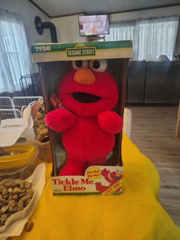 Original Tyco Sesame Street Tickle Me Elmo still in box