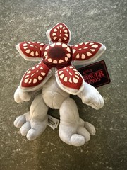 Stranger Things Plush Demogorgon 8 Inch Netflix New In Hand Sci-fi Fantasy
