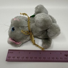 Russ Berrie Kitty Cat Holiday Holly Berry Ground Nutshell Plush Stuffed Toy 5”