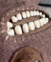 Mr. Buttons Burlap Fuggler – Chase- Gold Button – Glow in the Dark Teeth *RARE*