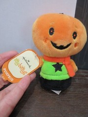 Hallmark Itty Bittys Pumpkid 4.5″ Halloween Mini Bean Bag Plush-NEW WITH TAGS