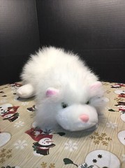 NWT-VINTAGE-16” 1988 FROM THE WORLD OF SMILE WHITE KITTY CAT GREEN EYE PLUSH