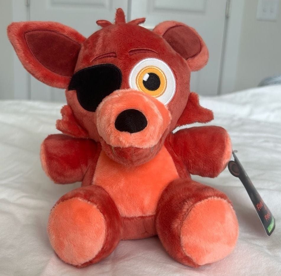 Jazwares Five Nights at Freddy’s Classic Foxy 8-inch Glow-in-the-Dark Plush