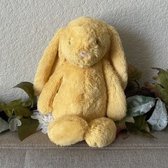 Jellycat London NWT Medium Sunshine Bashful Bunny Plush Stuffie Yellow Retired