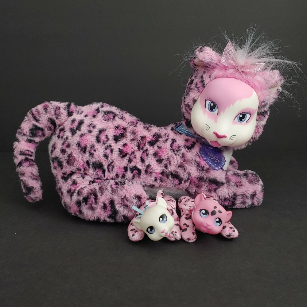 Safari Surprise Bianca and 2 Cubs Babies Pink Leopard Plush Stuffed Toy