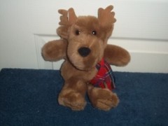 HOLIDAY BROWN MOOSE PLUSH TOY – 11 INCHES TALL