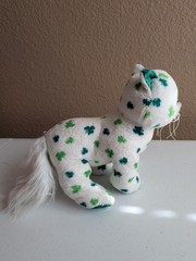 Webkinz Clover Cat HM669 No Code Satin Feet Ganz 8” White And Green Plush