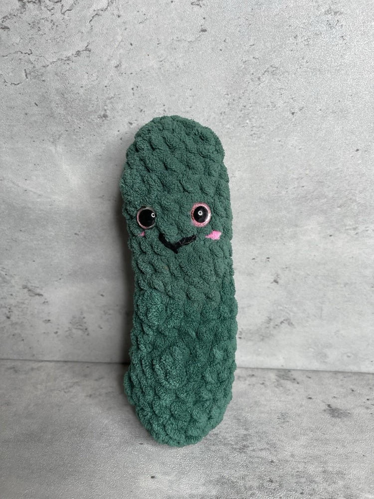 Handmade Crochet Emotional Support Pickle Plush Green Yarn For Kids And Adults
