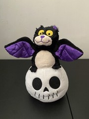 AVON 2012 Halloween Bat Skull Singing Animated Decor 11″ Plush SEE VIDEO