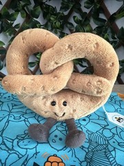 Jellycat Medium Amuseables Pretzel Plush Toy NWT Authentic A2PRETN
