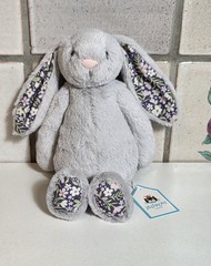 Jellycat SMALL Blossom Silver Bunny Bloom Authentic New with Tags + Dust Bag