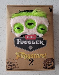 Zuru Fuggler Fugg Stars Series 2 – Eyelish 9 Inch Plush Toy (Billie Eilish)