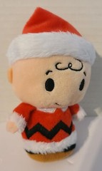 Hallmark Charlie Brown Peanuts Santa Hat Xmas Plush 5.5″ Itty Bittys Christmas