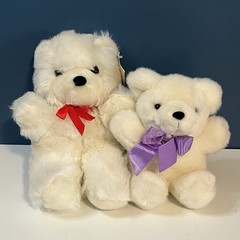 VTG White Teddy Bears Plush Lot Of 2 Stuffed Animal Sm Fiesta + Lucky 7 & 11”